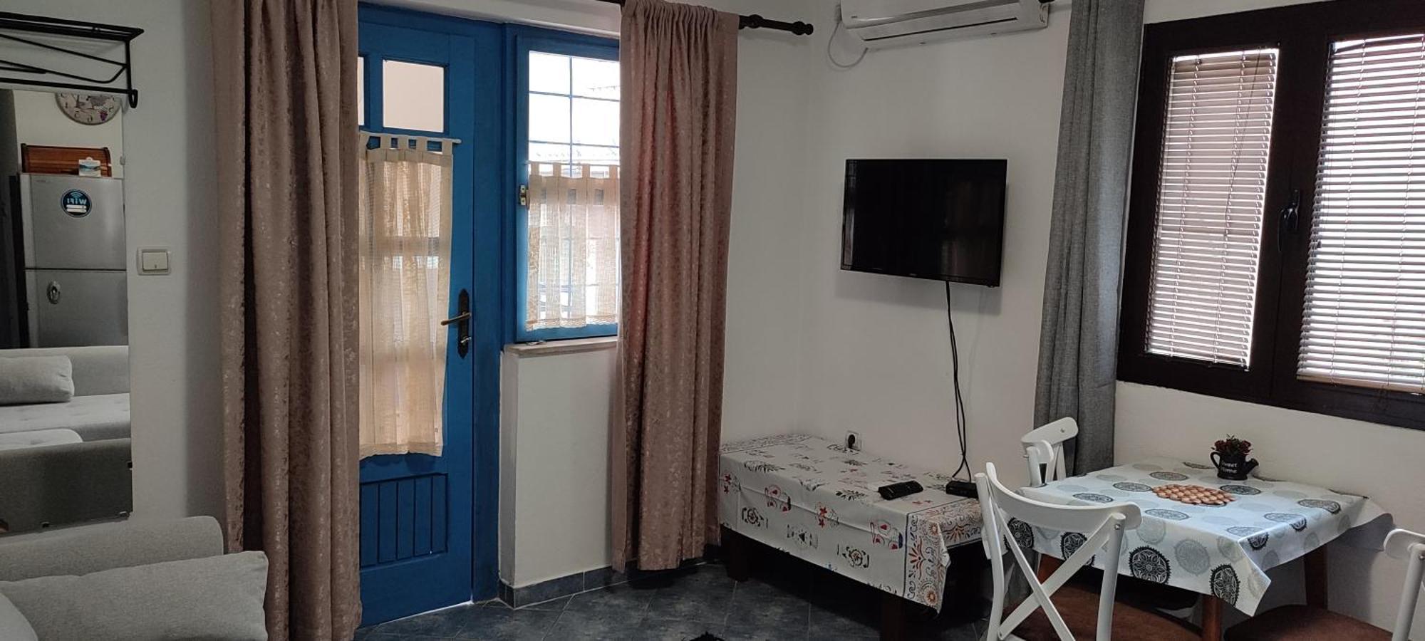 Bay Mola Aparts Kotor Room photo